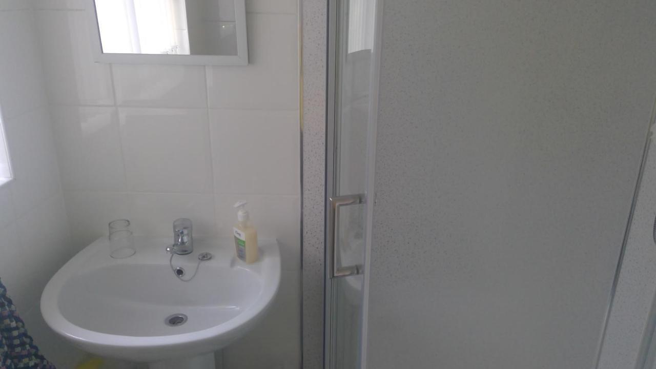 Delightful House With Big Ambitions Apartment Leigh  Luaran gambar